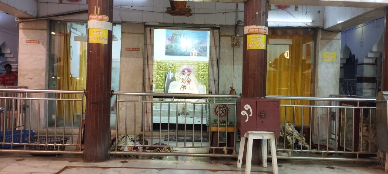 ব্রহ্মচারী লোকনাথ বাবার তিরোধান উৎসব অনুষ্ঠিত হচ্ছে চাকলায় ব্রহ্মচারী লোকনাথ বাবার তিরোধান উৎসব অনুষ্ঠিত হচ্ছে চাকলায়