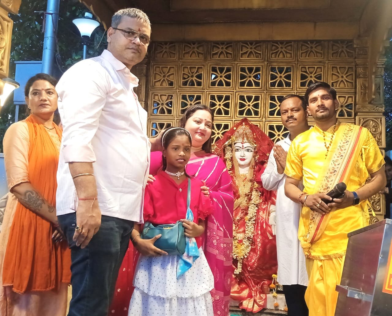 রথযাত্রা উপলক্ষে হিন্দু ধর্মের প্রচারে অশোক ব্যানার্জী ফাউন্ডেশন