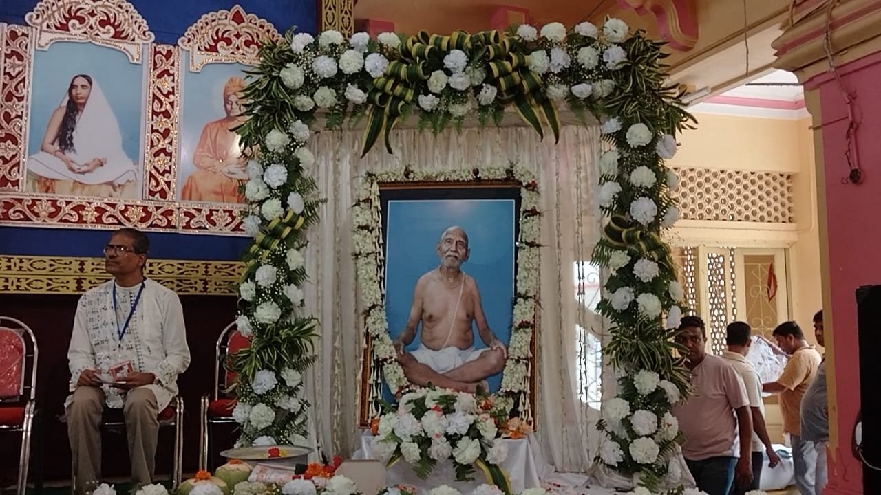 শ্রী মৎ স্বামী শিবানন্দ বাবার স্মরণ সভা অনুষ্ঠিত হল দক্ষিণেশ্বর আদ্যাপিঠে শ্রী মৎ স্বামী শিবানন্দ বাবার স্মরণ সভা অনুষ্ঠিত হল দক্ষিণেশ্বর আদ্যাপিঠে